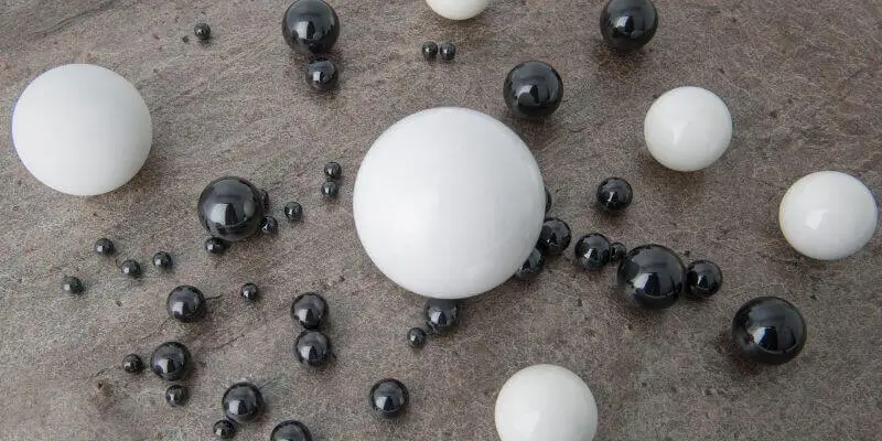 Esferas de Cerâmica